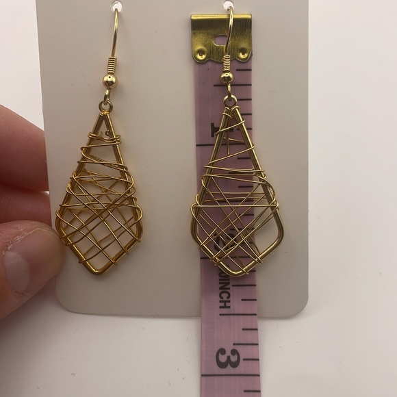 Gold Tone Wire Wrapped Dangle Earrings (F82) - Picture 3 of 6